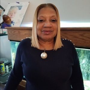 Meet your Posher, Joyce